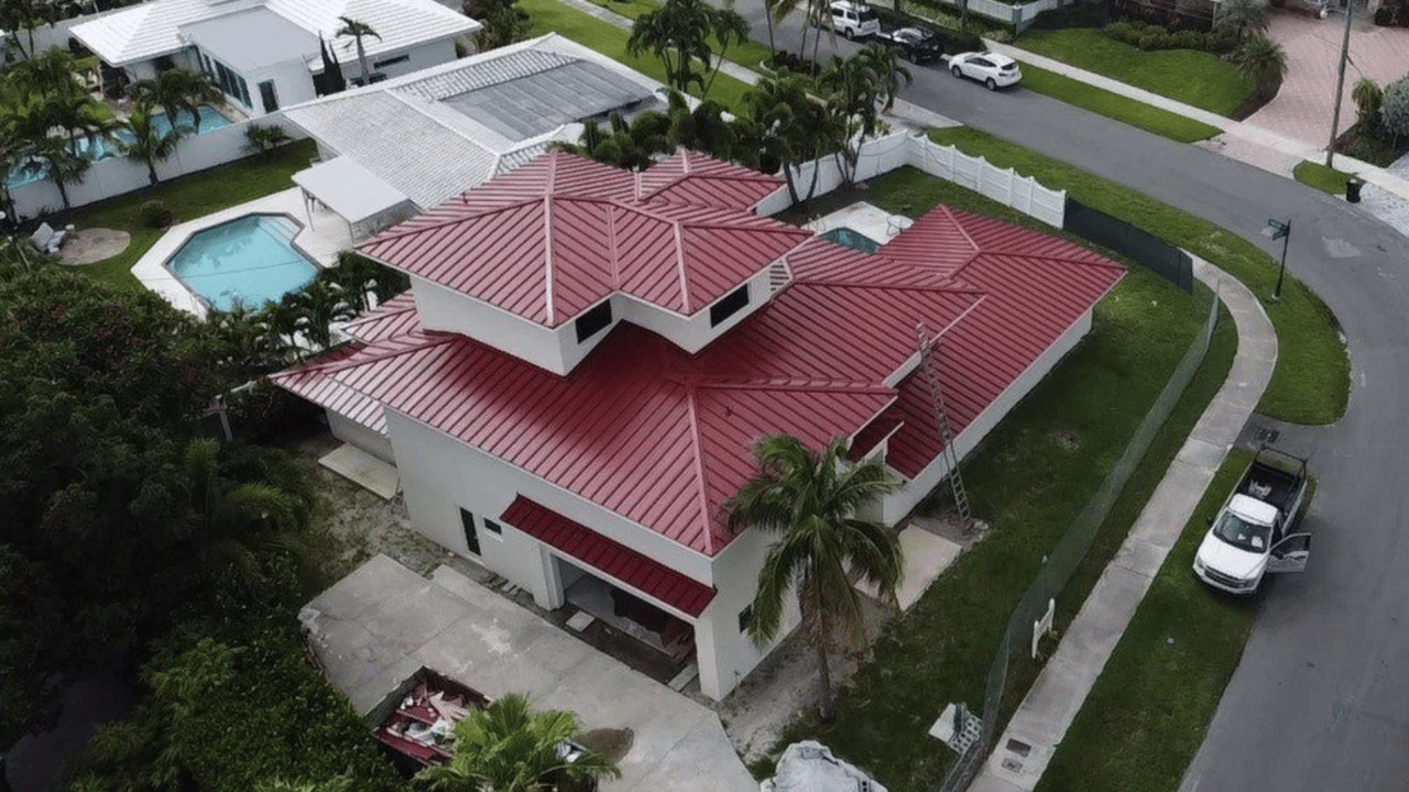 Metal roof installation in Fort Lauderdale